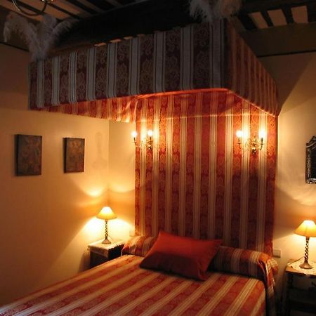 Bize De La Tour Bed & Breakfast Saint-Bonnet-du-Gard Room photo